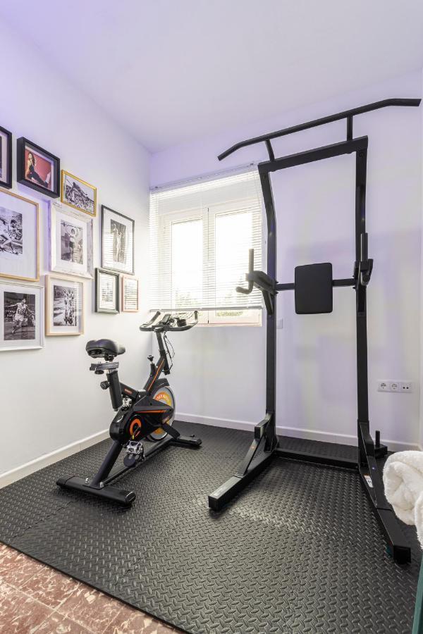 El Balcon De La Bodega - Luxurious Apartment In Jerez With Gym Jerez de la Frontera Bagian luar foto
